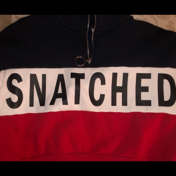 SNATCHED Cropped Pullover 💙🤍❤️ - Picture 2 of 3